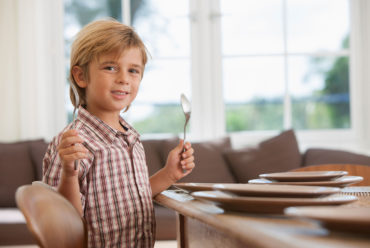 Guide Your Child to Set the Table in 6 Easy Steps